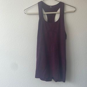 Lululemon tank